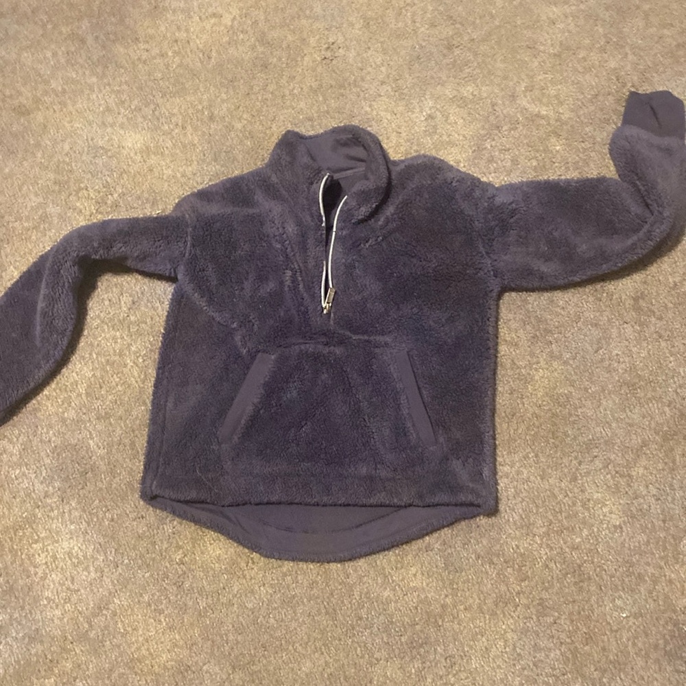 A kids medium 7/8 girls really nice comfortable coat that’s in style